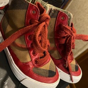 Burberry kids shoes